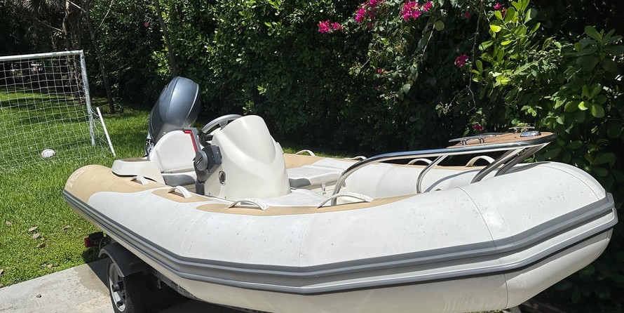 Zodiac Yachtline 380