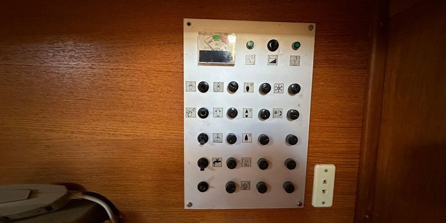 Jeanneau Sun Shine 38