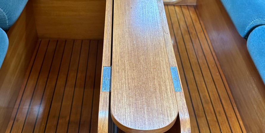 Jeanneau Sun Shine 38