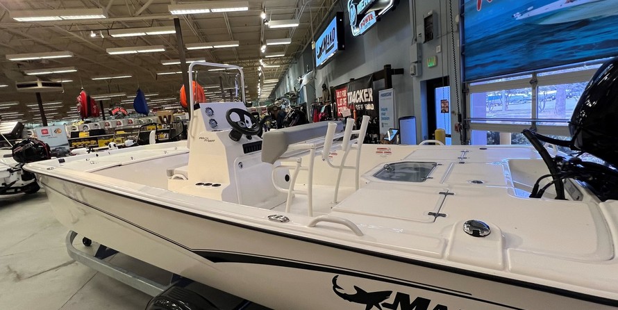 Mako Pro Skiff 19 CC