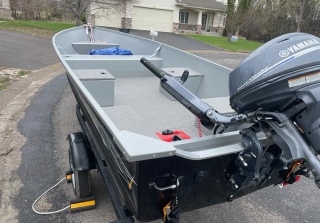 Alumacraft V16