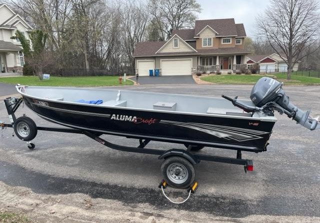 Alumacraft V16