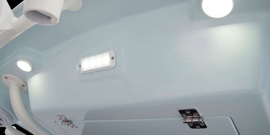 Ranger boats 2400 bay