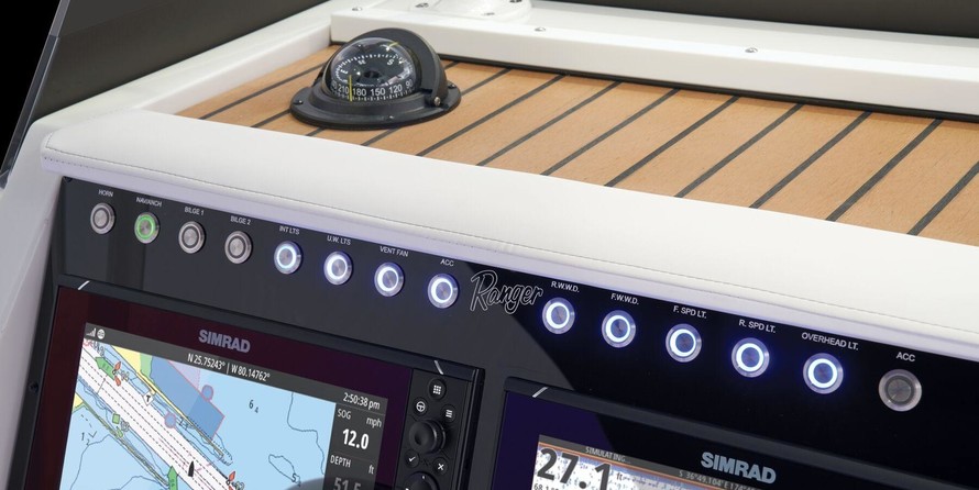 Ranger boats 2400 bay