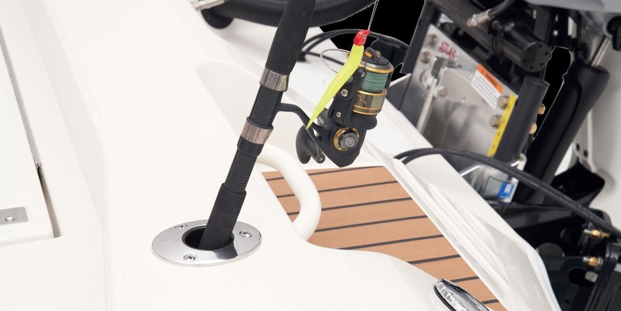 Ranger boats 2400 bay