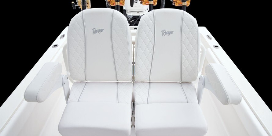 Ranger boats 2400 bay