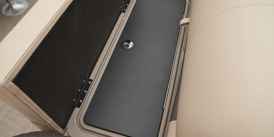 Sun Tracker Fishin Barge 20 DLX