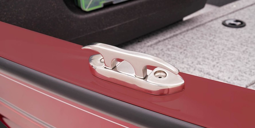 Tracker Pro Guide V-16 SC