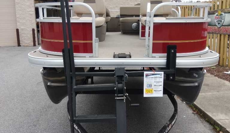 Sun Tracker Bass Buggy 18 DLX