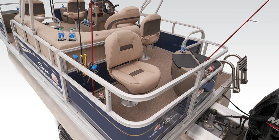 Sun Tracker Bass Buggy 18 DLX