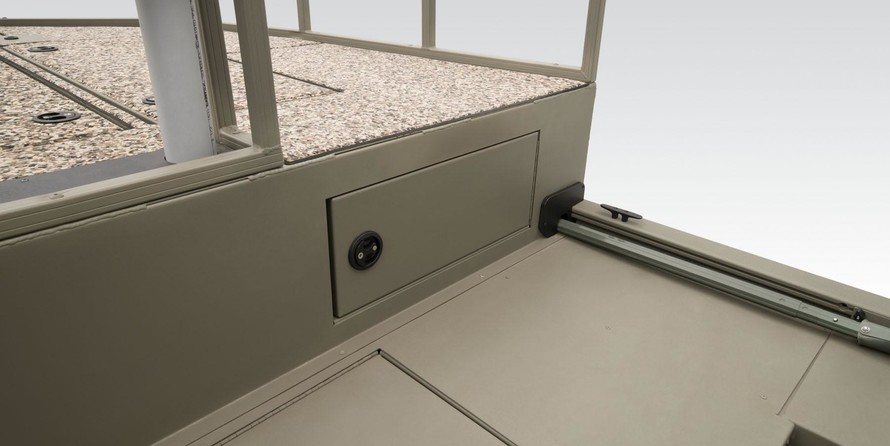 Tracker Grizzly 2072 CC Sportsman Kicker