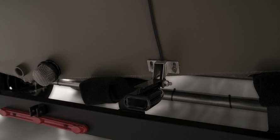 Tracker Grizzly 2072 CC Sportsman Kicker