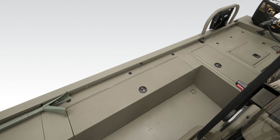 Tracker Grizzly 2072 CC Sportsman Kicker