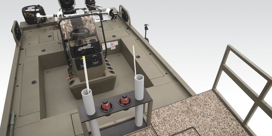 Tracker Grizzly 2072 CC Sportsman Kicker