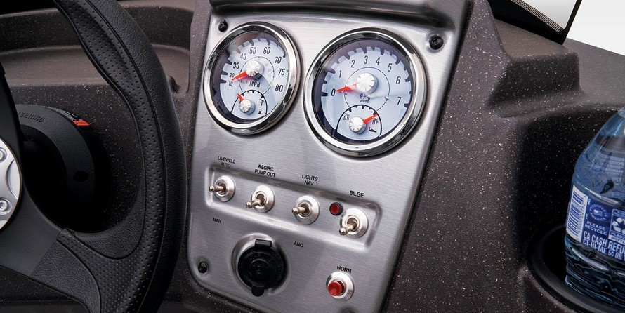 Tracker Pro Guide V-16 SC