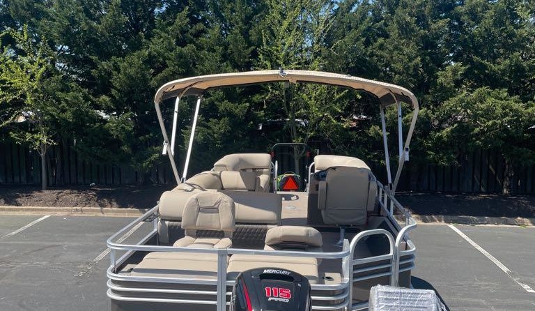 Sun Tracker SportFish 22 DLX