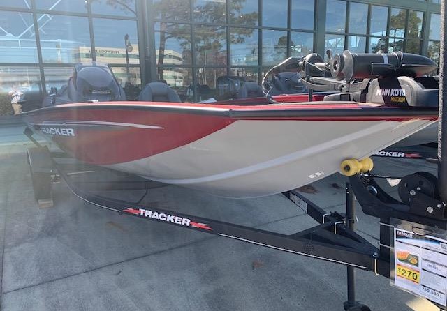 Tracker Pro Team 175 TXW