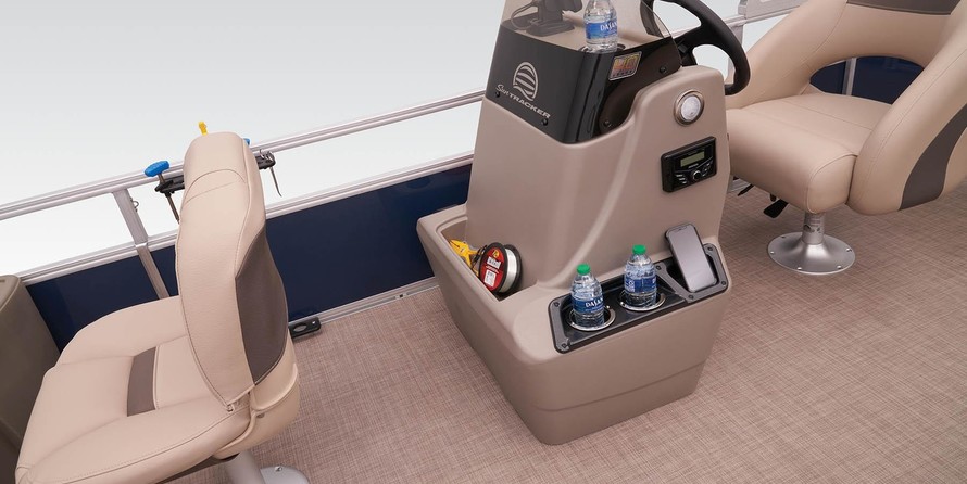 Sun Tracker Bass Buggy 18 DLX