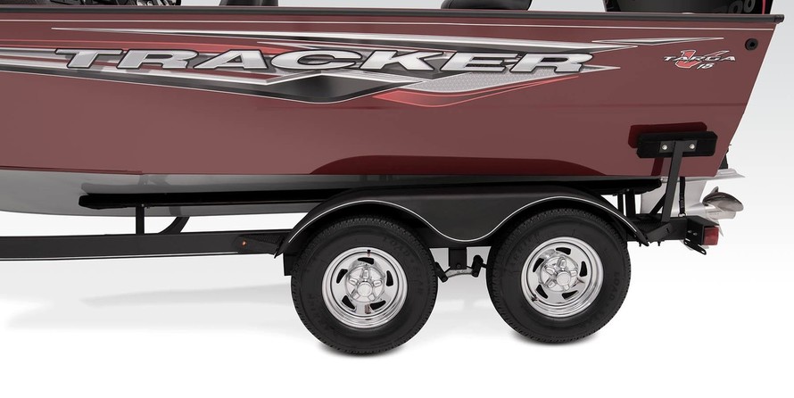Tracker Targa V-18 WT