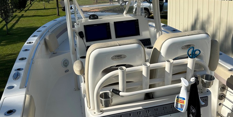 Cobia 217 center console