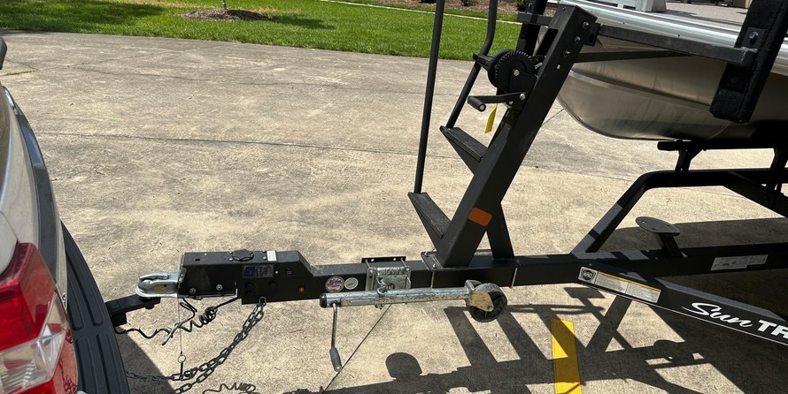 Sun Tracker Fishin Barge 20 DLX