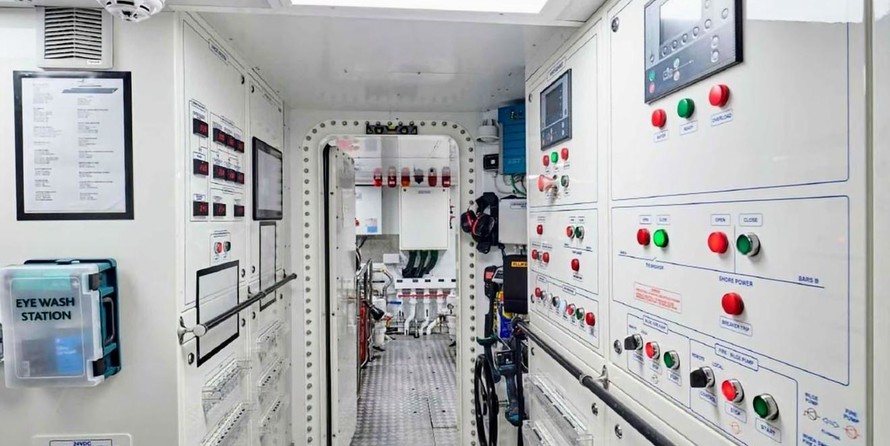 Custom Line NAVETTA 42