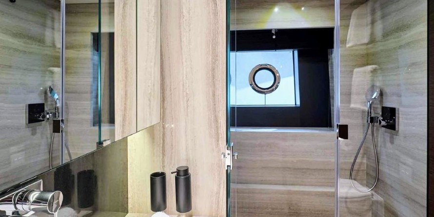 Custom Line NAVETTA 42