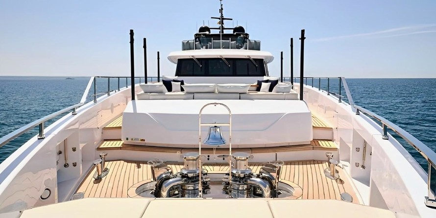 Custom Line NAVETTA 42