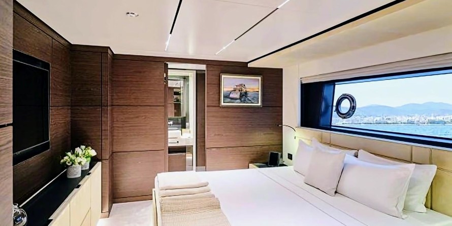 Custom Line NAVETTA 42