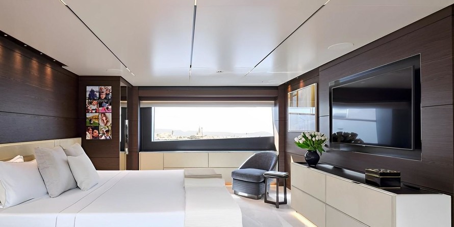 Custom Line NAVETTA 42