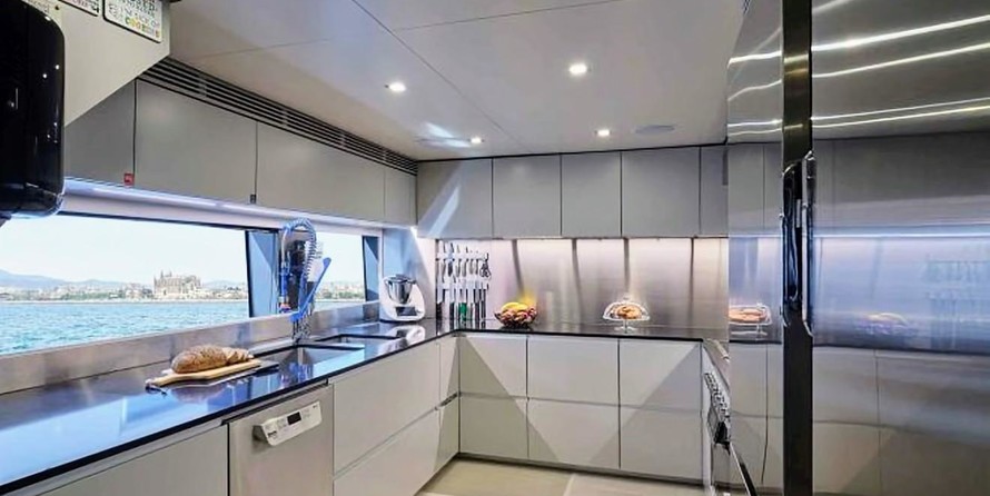 Custom Line NAVETTA 42