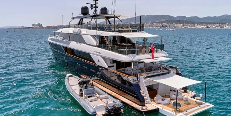 Custom Line NAVETTA 42