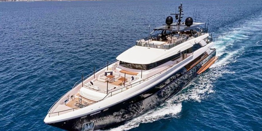 Custom Line NAVETTA 42