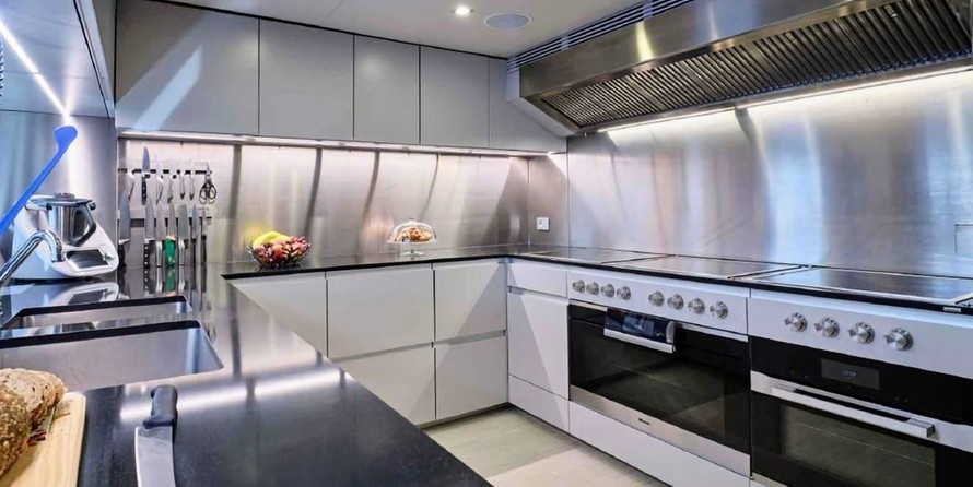 Custom Line NAVETTA 42