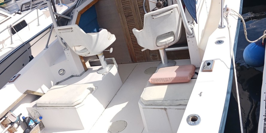 Grady-White Seafarer 228