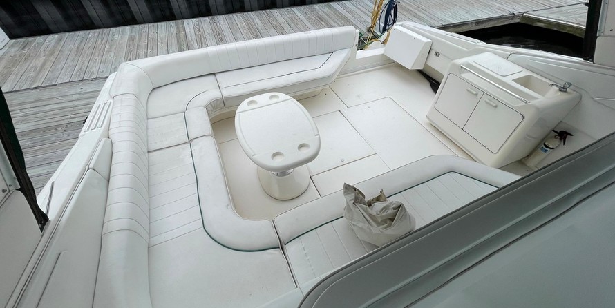 44 Sea Ray Sundancer