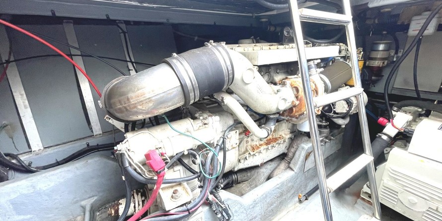 44 Sea Ray Sundancer