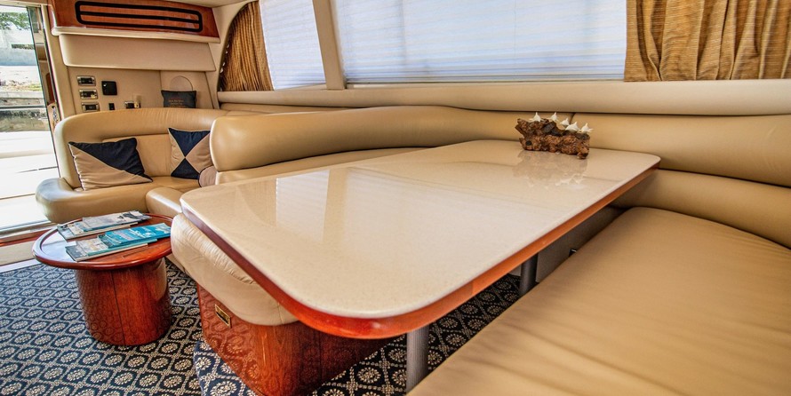 Sea ray 480 sedan bridge