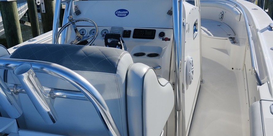 EdgeWater 318CC