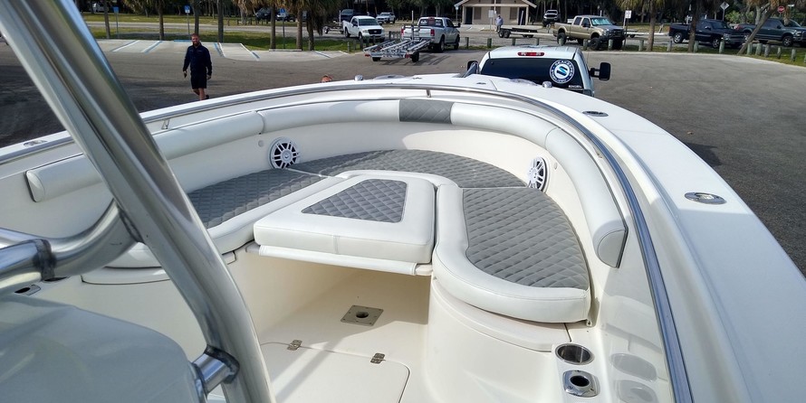EdgeWater 318CC