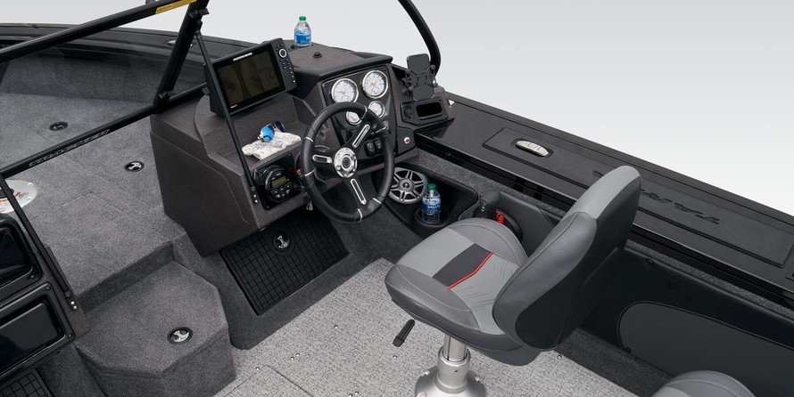 Tracker Targa V-19 WT