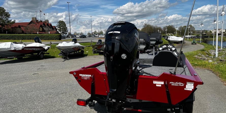 Tracker Pro Team 175 TXW