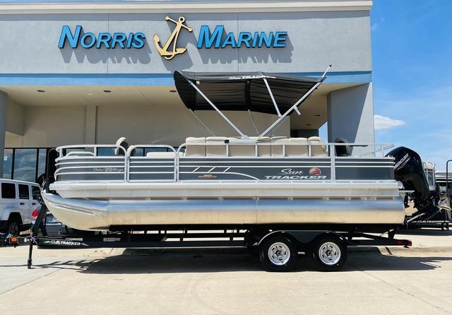 Sun Tracker Fishin Barge 20 DLX