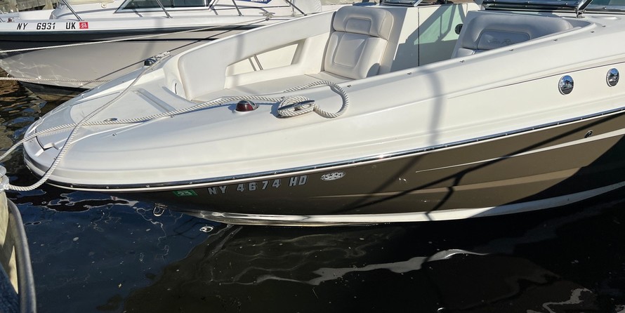 Sea Ray 240 Sundeck