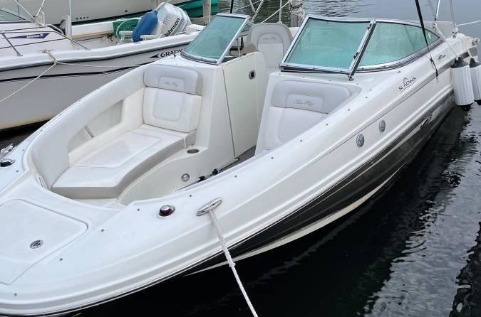 Sea Ray 240 Sundeck