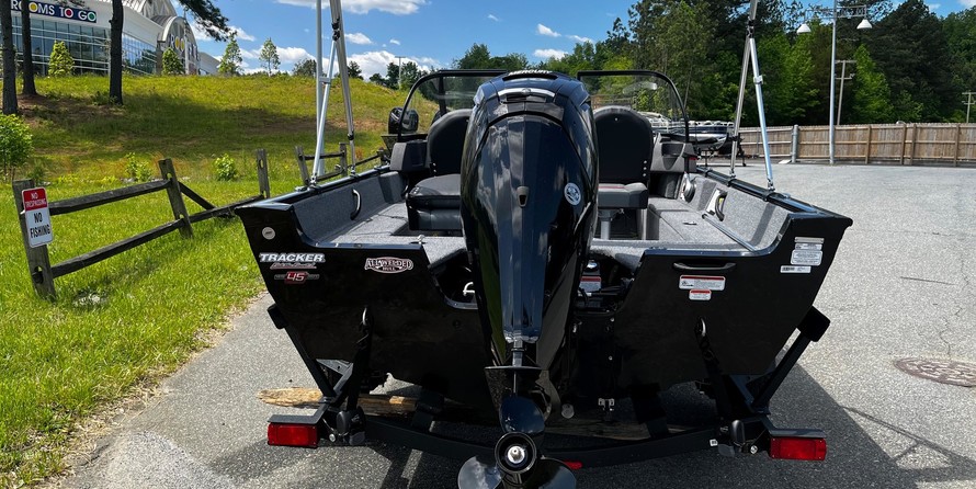 Tracker Pro Guide V-16 SC