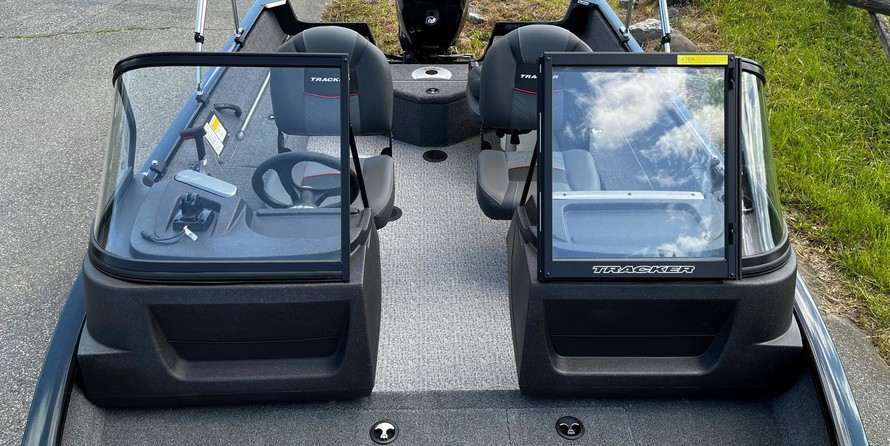 Tracker Pro Guide V-16 SC