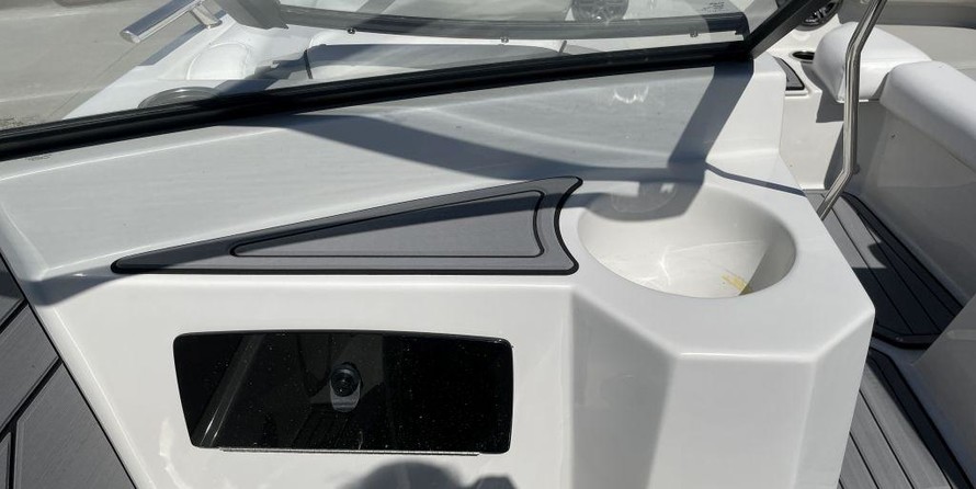 Starcraft Marine Crossover 210 OB SCX EXT