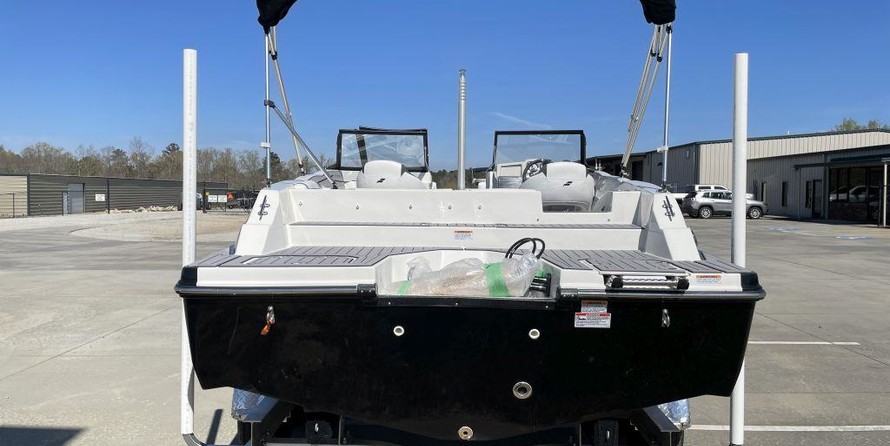 Starcraft Marine Crossover 210 OB SCX EXT