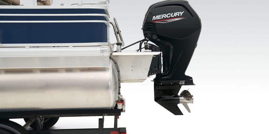 Sun Tracker Fishin Barge 20 DLX